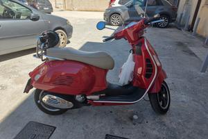 vespa gts 2010