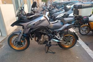 Qj Motor SRT 700 x prezzo bomba