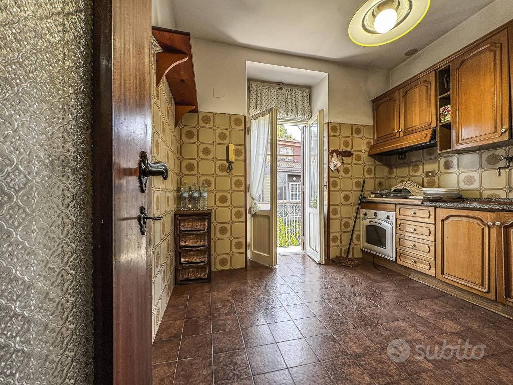 Appartamento – Roma, Acilia Sud, Municipio Roma X - Altro