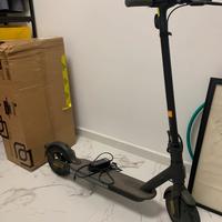 Monopattino XIAOMI ESSENTIAL