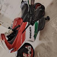 moto elettrica a batteria