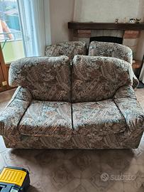 divani 2 posti 