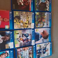 consolle PS4 + controller + videogiochi 