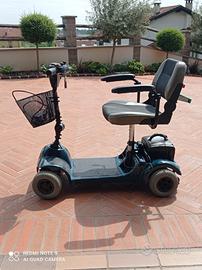 Scooter elettrico per anziani