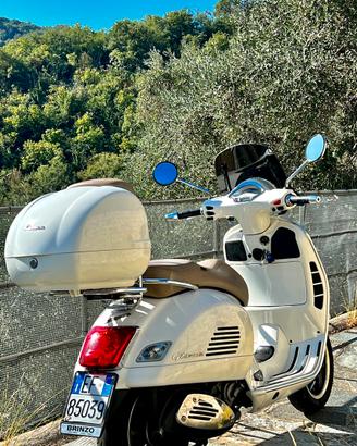 Vespa GTS 300 S