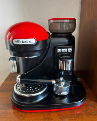Macchina da caffè ariete moderna