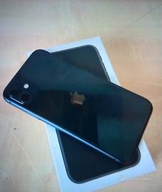 Iphone 11 e Airpods pro gen 1 (leggi descrizione)