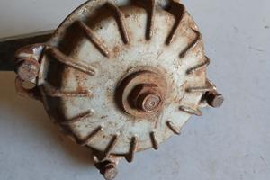 Mozzo anteriore vespa 125 150