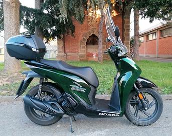 Honda SH 125i "Vetro" - 2024 - 9.000 km