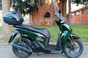 Honda SH 125i "Vetro" - 2024 - 9.000 km