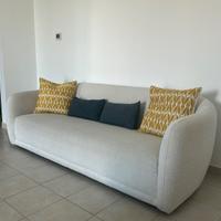 Divano bianco moderno