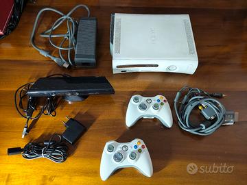 Console Xbox 360 + 2 pad + Kinect e cavi 