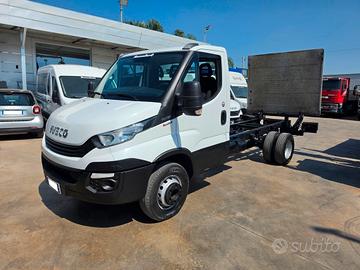 IVECO DAILY 72-150A TELAIO CON PEDANA-2018