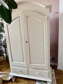 Armadio bianco