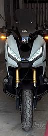 HONDA XADV 750 /2024/ Solo 4000 KM GARANZIA