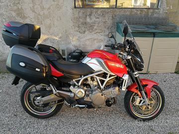 Aprilia mana 850