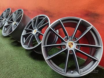 Cerchi Porsche 911 992 Targa Carrera GTS Originali