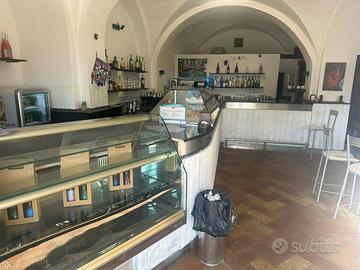 Attivitá commerciale