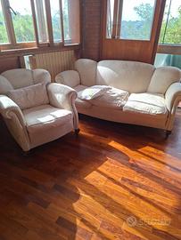 saotto completo divano e due poltrone metà 900