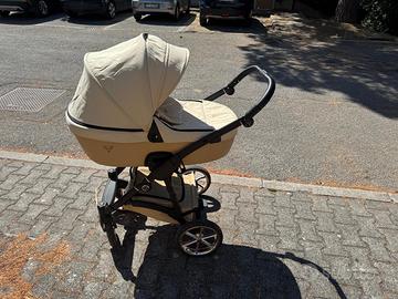 Il passeggino Junama Termo Mix 2 in 1