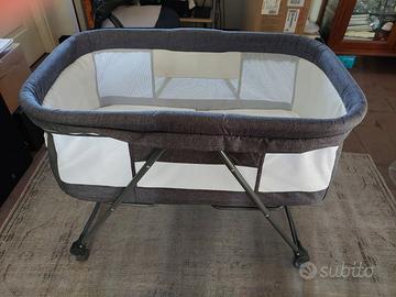 Lettino culla pieghevole.