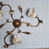 Plafoniera in ferro e applique abbinate