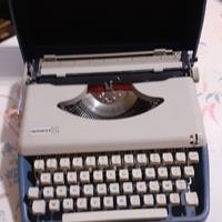 macchina da scrivere 