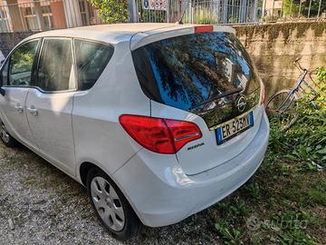 Opel Meriva 1.4 . GPL