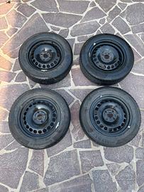 Cerchi misura 15’ per opel cosa e fiat punto