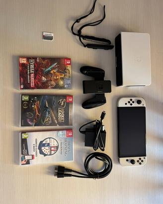 Nintendo switch oled + 3 giochi + micro sd