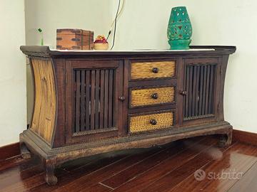 Mobile porta TV in legno massello e rattan