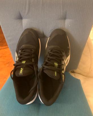 Scrape tennis uomo taglia 43,5