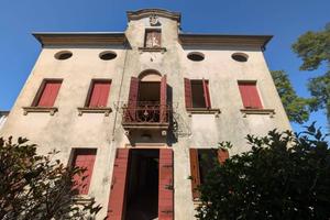 Villa di 251 m² con più di 5 locali a Venezia