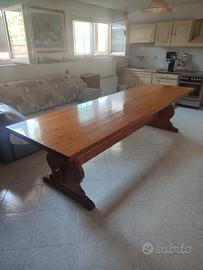 Tavolo in legno