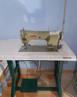 Macchina da cucire industriale Necchi 813-100