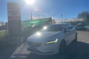Volvo V40 D2 R-design