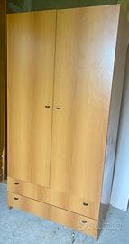Armadio in legno