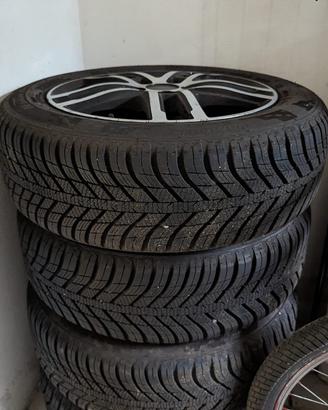 Cerchi in lega con gomme 185/60/15