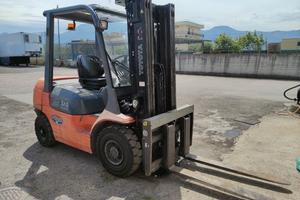 Carrello elevatore muletto Toyota 25 quintali