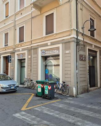 NEGOZIO A FERRARA