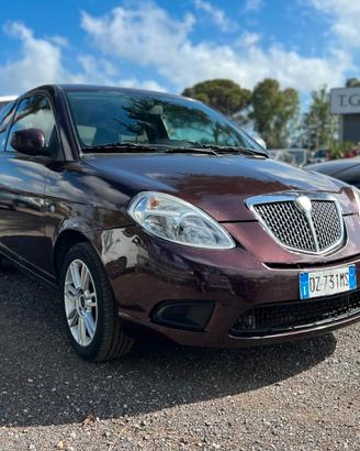 Lancia Ypsilon 1.4 Platino Ecochic GPL