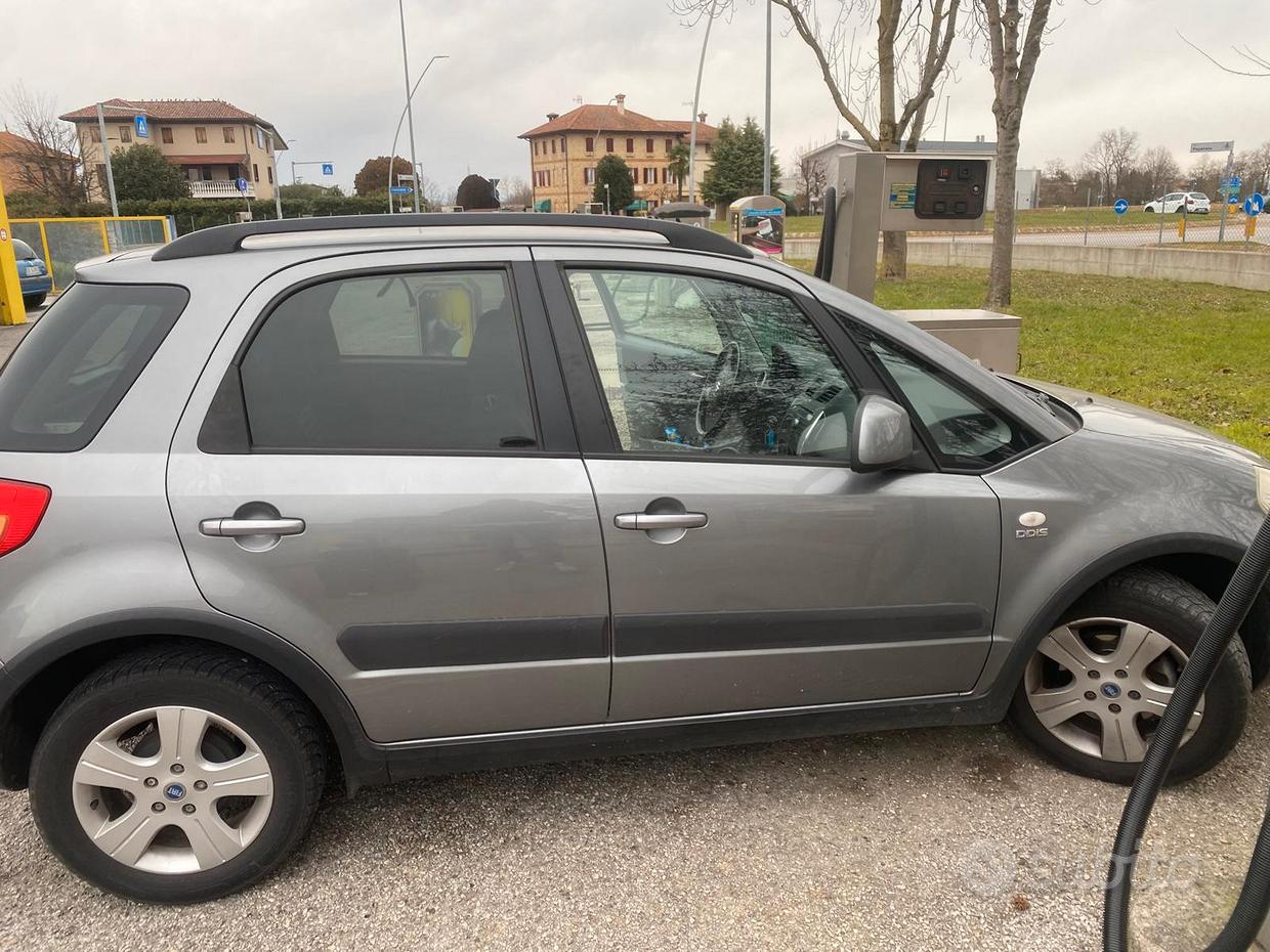 SUZUKI SX4