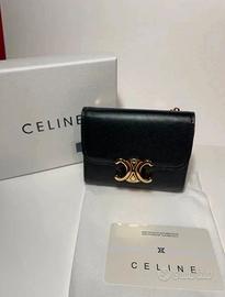 Portafoglio Celine con patta Triomphe. Originale