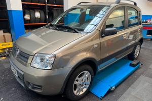 Fiat Panda 1.2 natural power Climbing