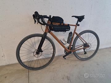 Gravel Cannondale Topstone 2