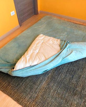 futon