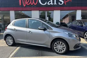 Peugeot 208 5 Porte 208 5p 1.2 puretech Active s&s