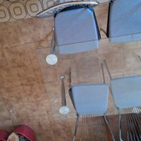 Tavolo in cristallo 80X120 con 4 sedie