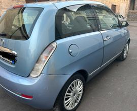 Lancia ypsilon 1.2 gpl