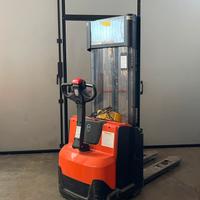 Stoccatore TOYOTA/BT SWE120